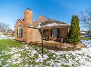 413 Chardonnay Ln, Lewis Center, OH 43035