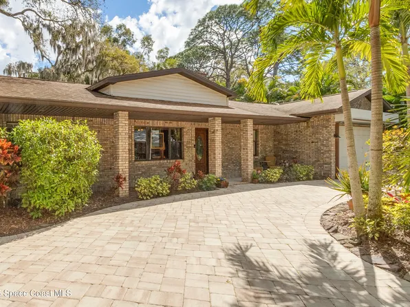 570 Acacia Ave, Melbourne Village, FL 32904