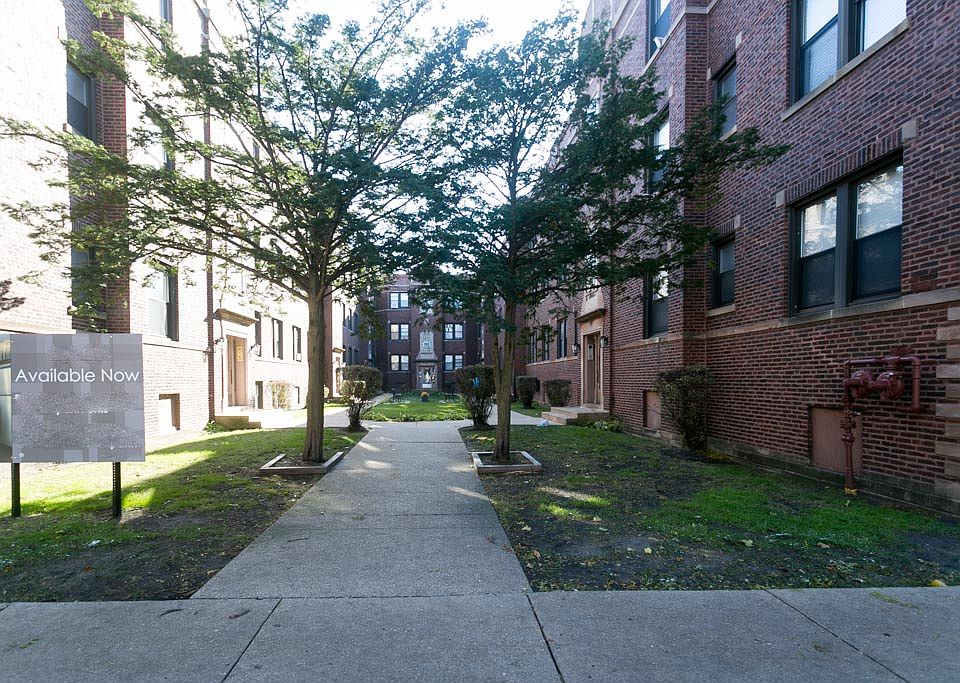 1st image of 13575 W Touhy Ave #3N