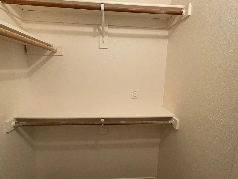 923 Simon Dr — Photo 19