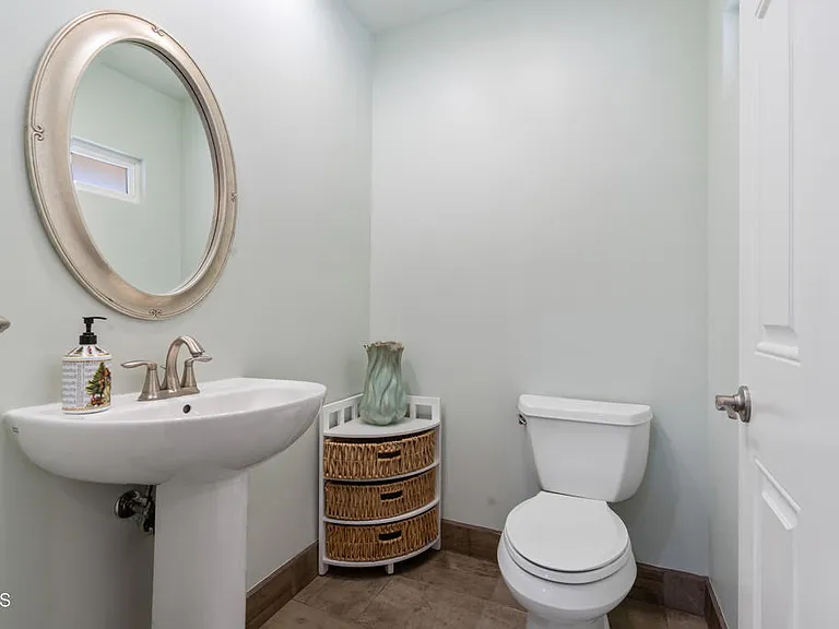 6823 Northford Dr — Photo 6