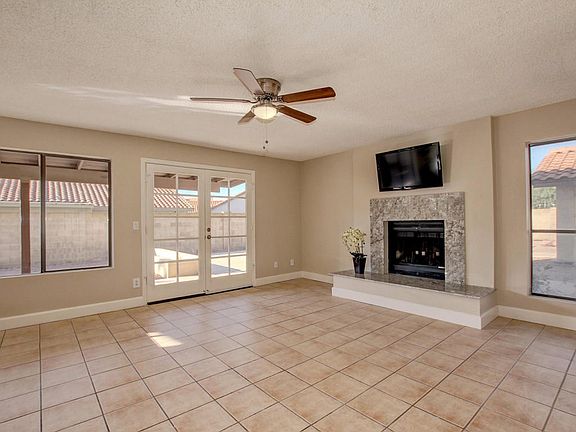 3rd image of 4839 E Fairbrook Cir