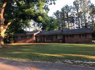 17 Summit Ln, Tifton, GA 31794