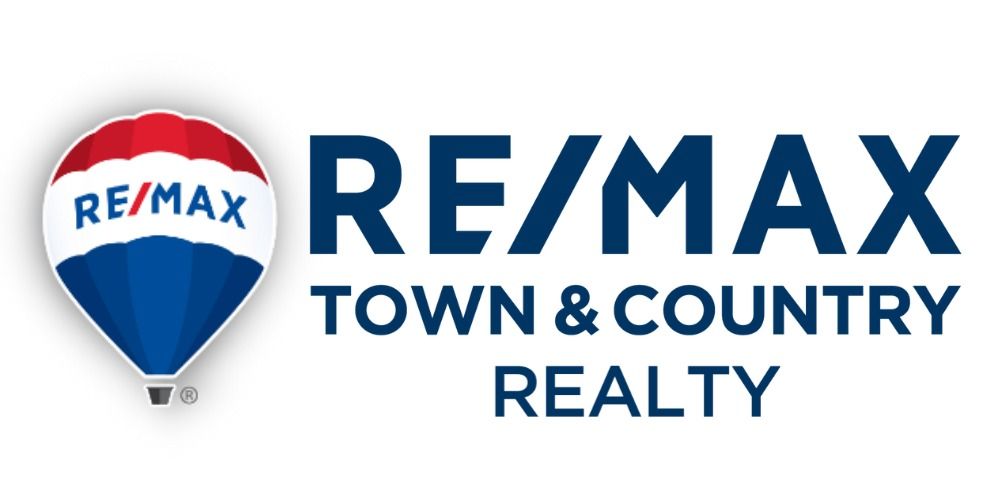 RE/MAX Town & Country Realty 