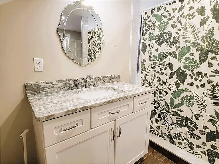 129 Connection St — Photo 16