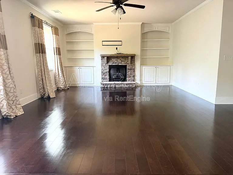 3738 Valley Spring Dr — Photo 6