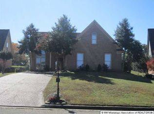 8006 Oxford Dr, Olive Branch, MS 38654