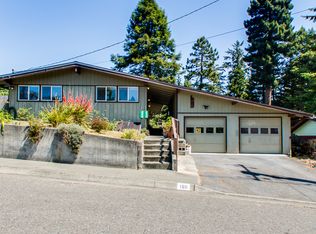 1611 Fern Dr, Eureka, CA 95503