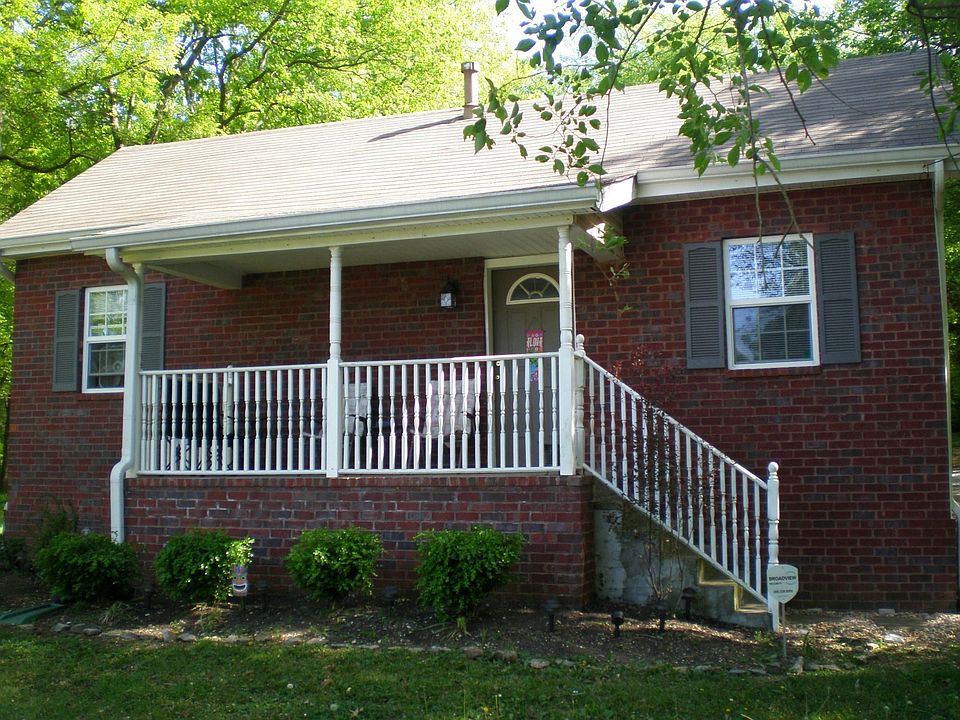 2nd image of 112 Shannon Ave