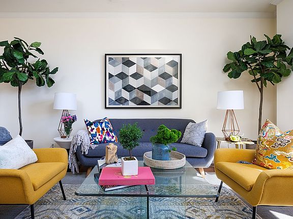 2nd image of 255 W 84th St APT 8E
