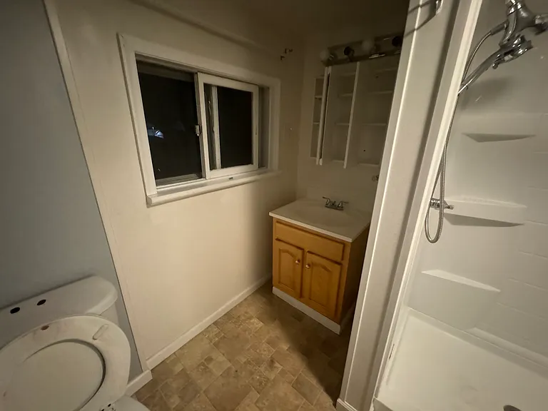 419 Corner St #B — Photo 15