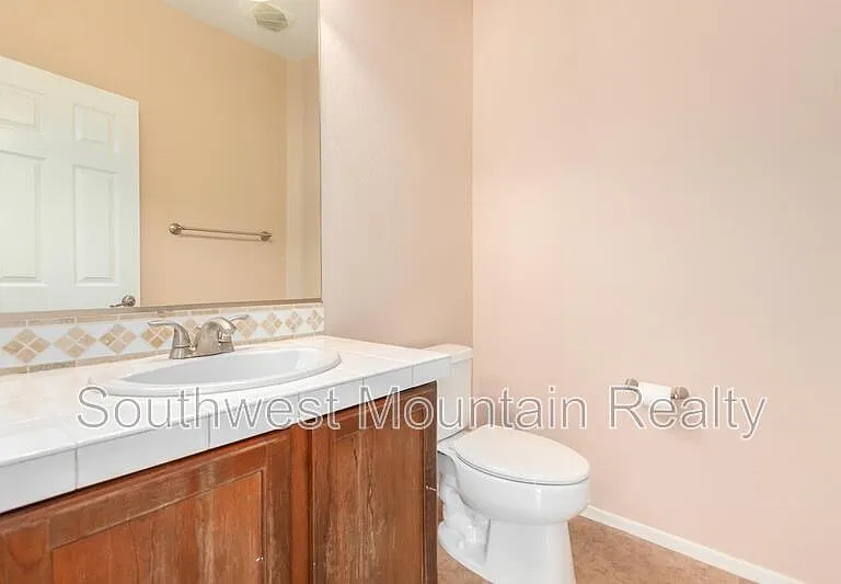 41261 W Laramie Rd — Photo 26