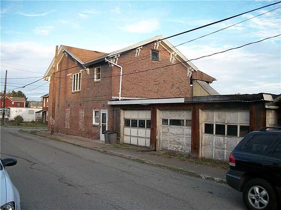 2nd image of 311 Washington St