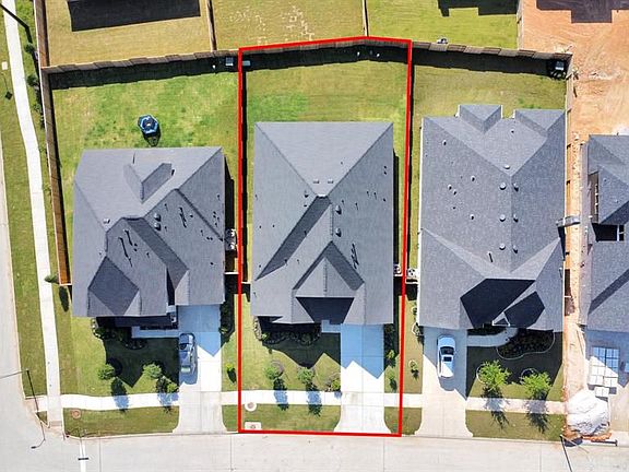 2nd image of 4834 Albany Shores Ln
