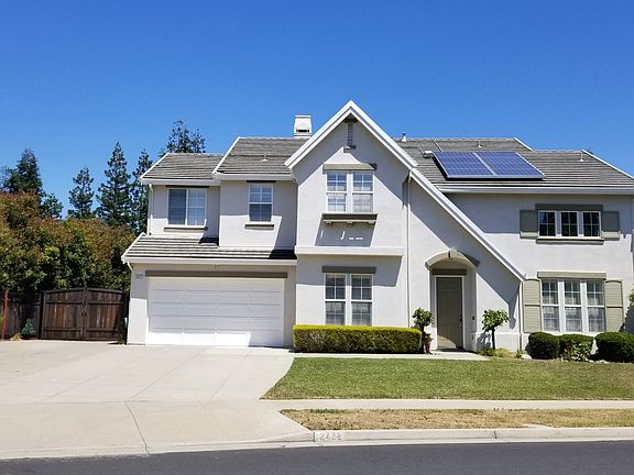 Desirable larger floor plan