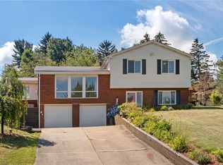 2402 Fairhill Rd, Sewickley, PA 15143