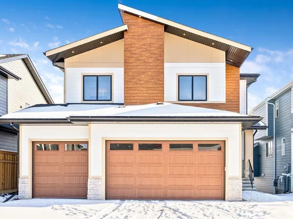 68 N Sunvalley Way, Cochrane, AB T4C 0X8