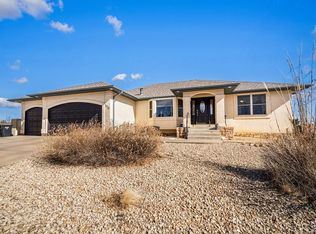 570 S Ferncliff Dr, Pueblo West, CO