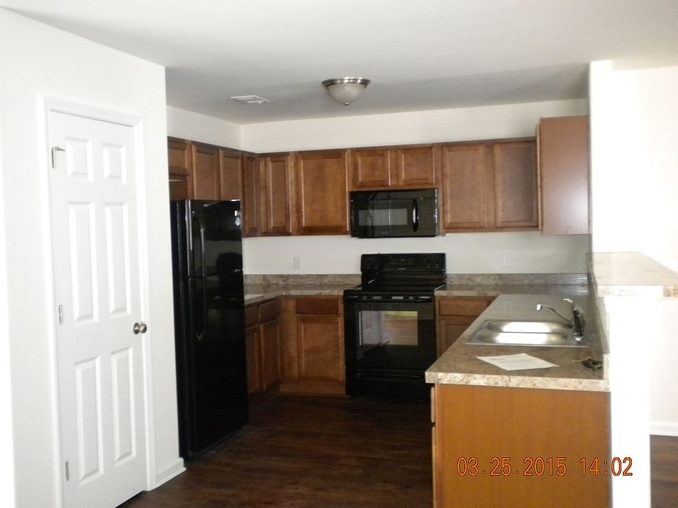 2nd image of 78 Braxton Manor Dr