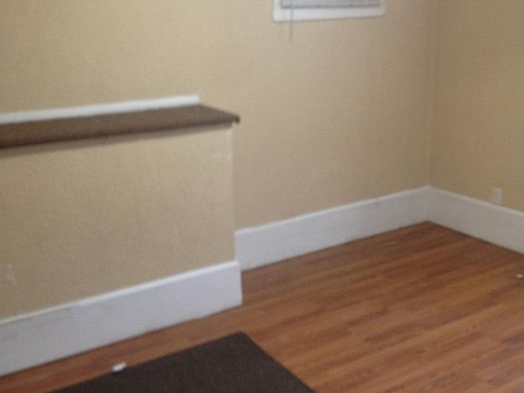 5th image of 668 Willey St