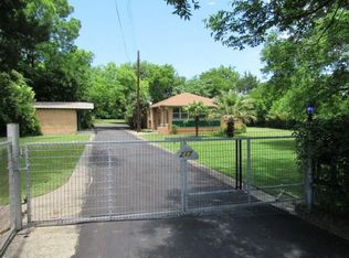 217 Spinner Rd, Desoto, TX 75115