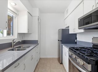 2080 S Camino Real #11, Palm Springs, CA 92264