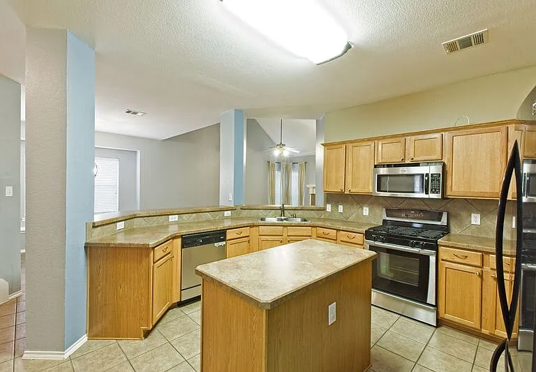 1201 Rain Fern Dr — Photo 21