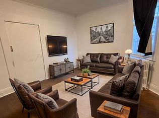 1616A Bloor St W #A, Toronto, ON M6P1A7