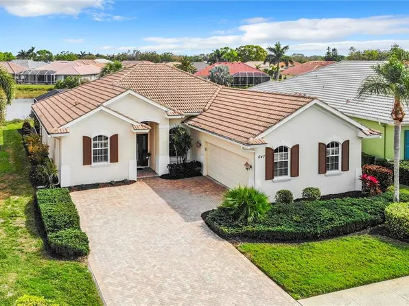 647 Lakescene Dr, Venice, FL 34293