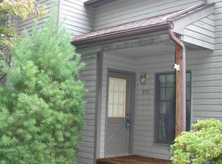 304 Pond Meadow Ter, Greentown, PA 18426