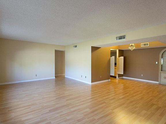 5th image of 7637 E Sabino Vista Dr