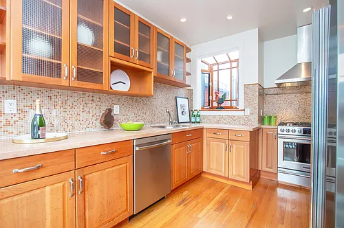 45 Clipper St Photo 1