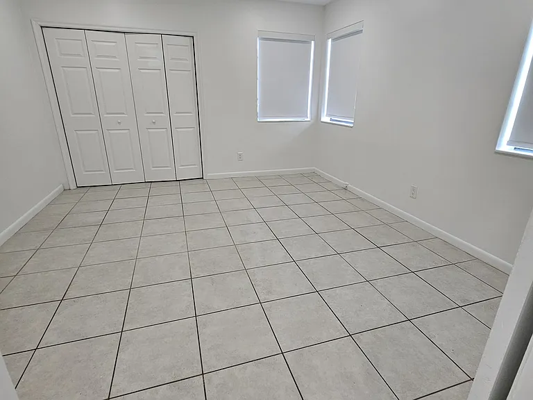 9559 Carlyle Ave #3 — Photo 8