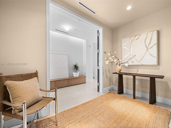 4th image of 3250 NE 188th St APT 608
