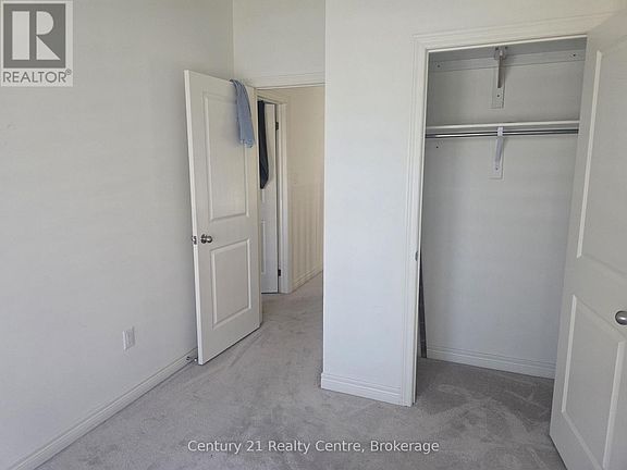 5th image of 204 Fruitvale Cir