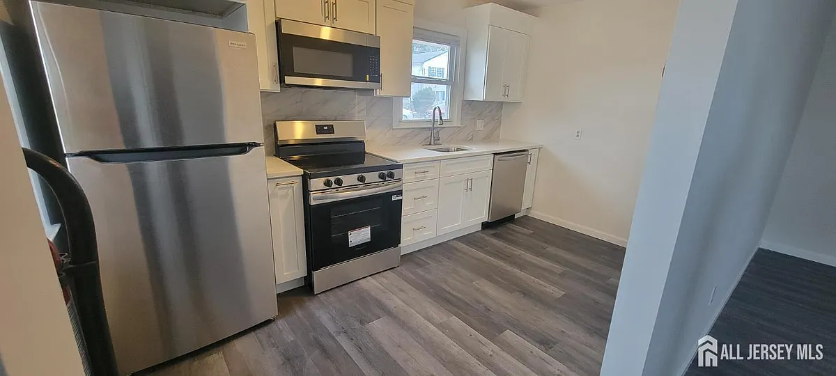 Building Photo - 358 Raritan St #F