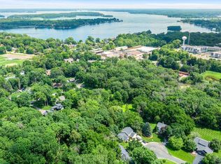 24695 Glen Rd, Shorewood, MN 55331