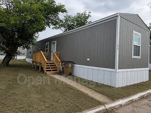 2501 Martin Luther King Blvd Photo 1
