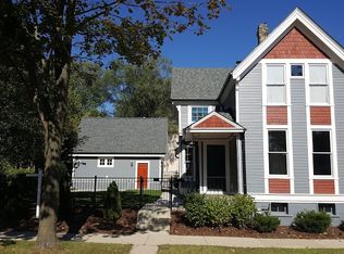 124 W Lloyd St, Milwaukee, WI 53212