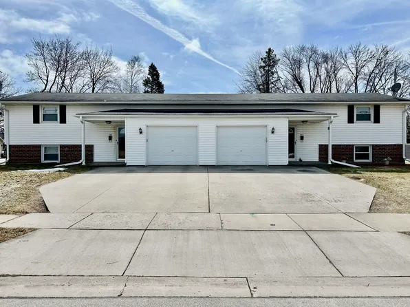 703 Helena St, De Pere, WI 54115