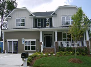 960 Vandalia Dr, Cary, NC 27519