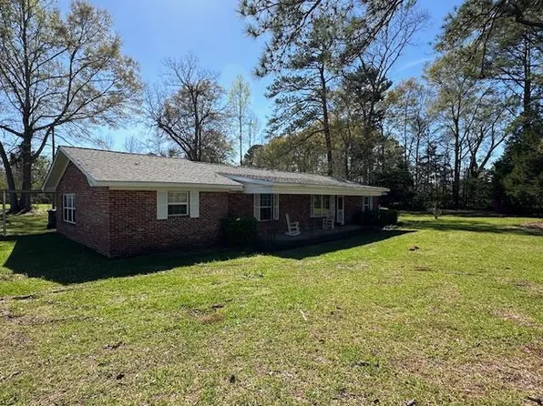 15 School Dr, Brantley, AL 36009