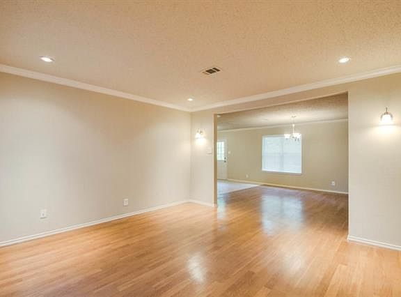 5th image of 7909 Donegal Ln