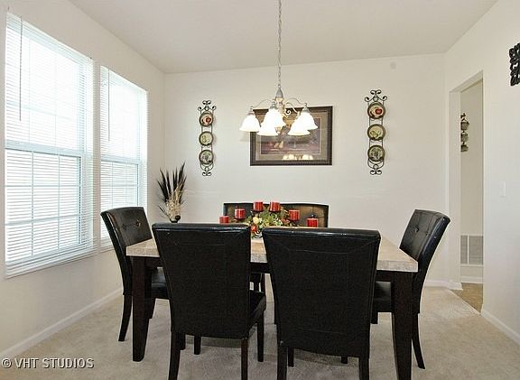 5th image of 2389 Woodside Dr