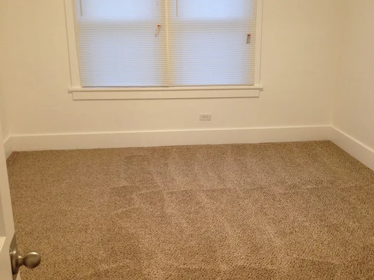 458 Hallock St — Photo 14