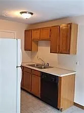 2 bed, 1.0 bath, 980 sqft, $2,095 — Photo 3