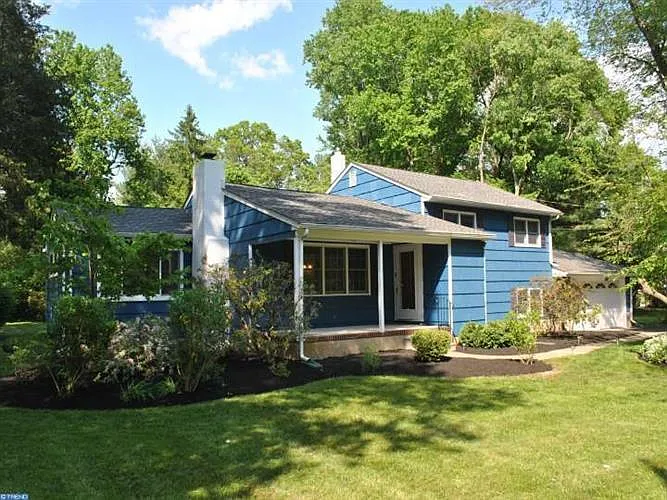 115 Shady Brook Ln photo 1