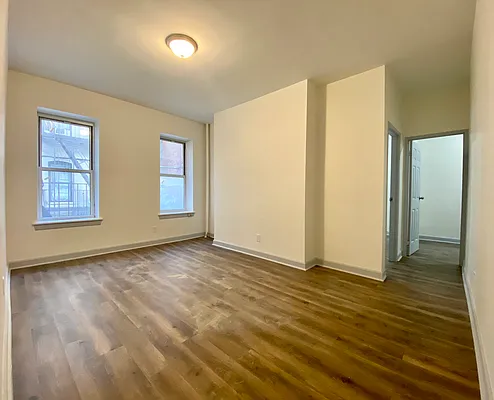 Rented by Zjama Realty Corp | media 19