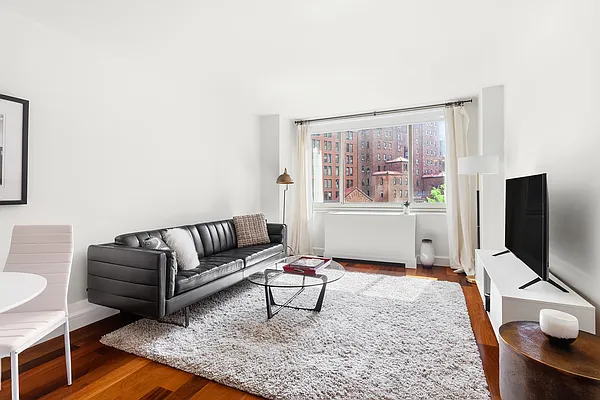 Sold by Brown Harris Stevens | media 20