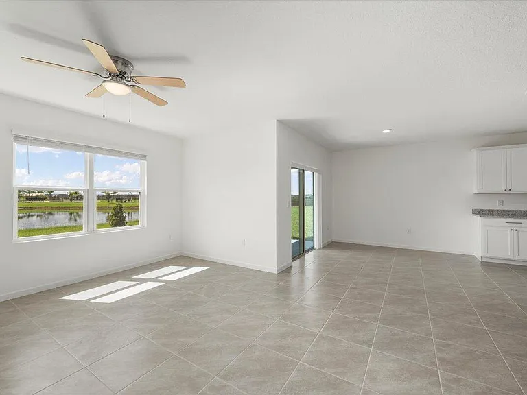 925 Dugan Cir SE — Photo 20